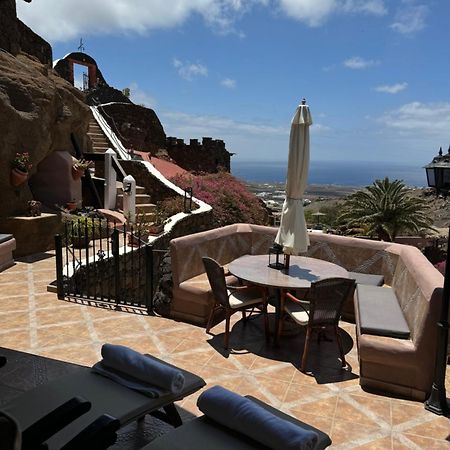 Castillo Lanzarote Villa Sophie - Luxury Villa -Sleep In A Volcanic Cave With Heated Pool Tias Luaran gambar