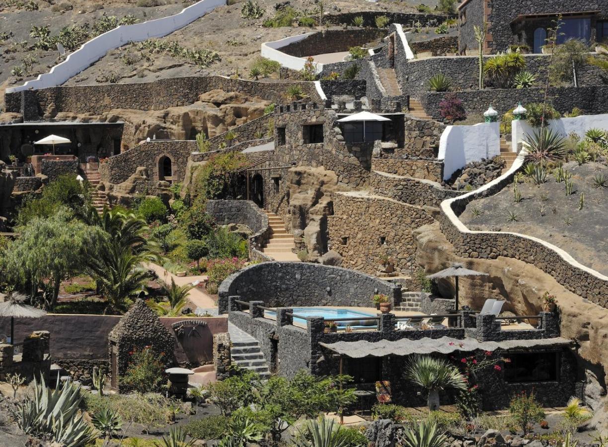 Castillo Lanzarote Villa Sophie - Luxury Villa -Sleep In A Volcanic Cave With Heated Pool Tias Luaran gambar