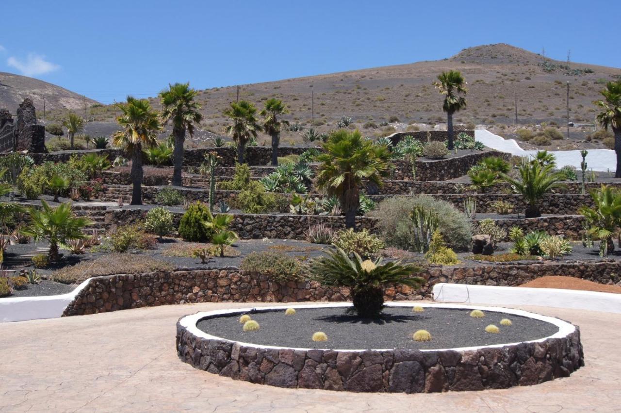 Castillo Lanzarote Villa Sophie - Luxury Villa -Sleep In A Volcanic Cave With Heated Pool Tias Luaran gambar