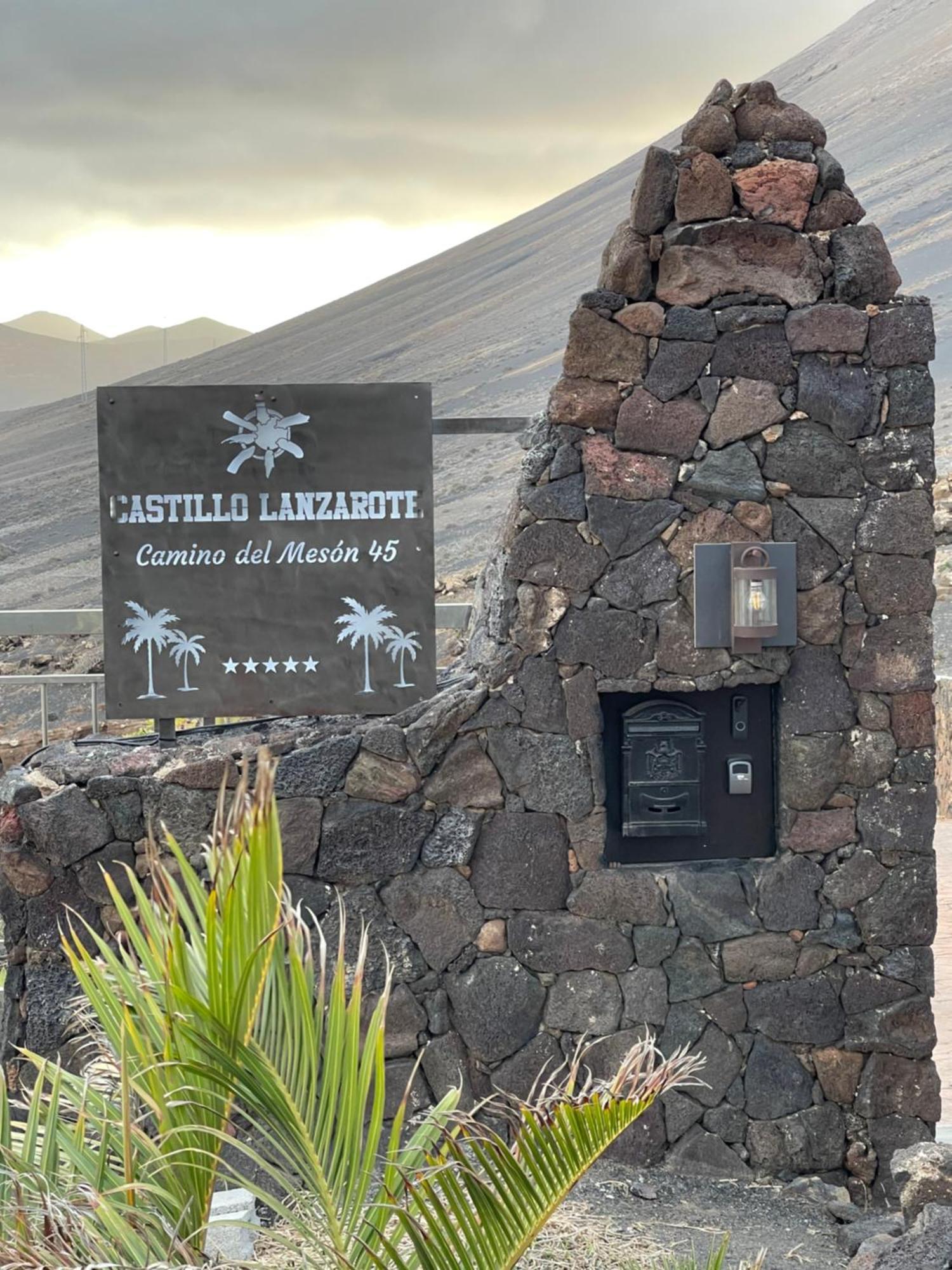 Castillo Lanzarote Villa Sophie - Luxury Villa -Sleep In A Volcanic Cave With Heated Pool Tias Luaran gambar