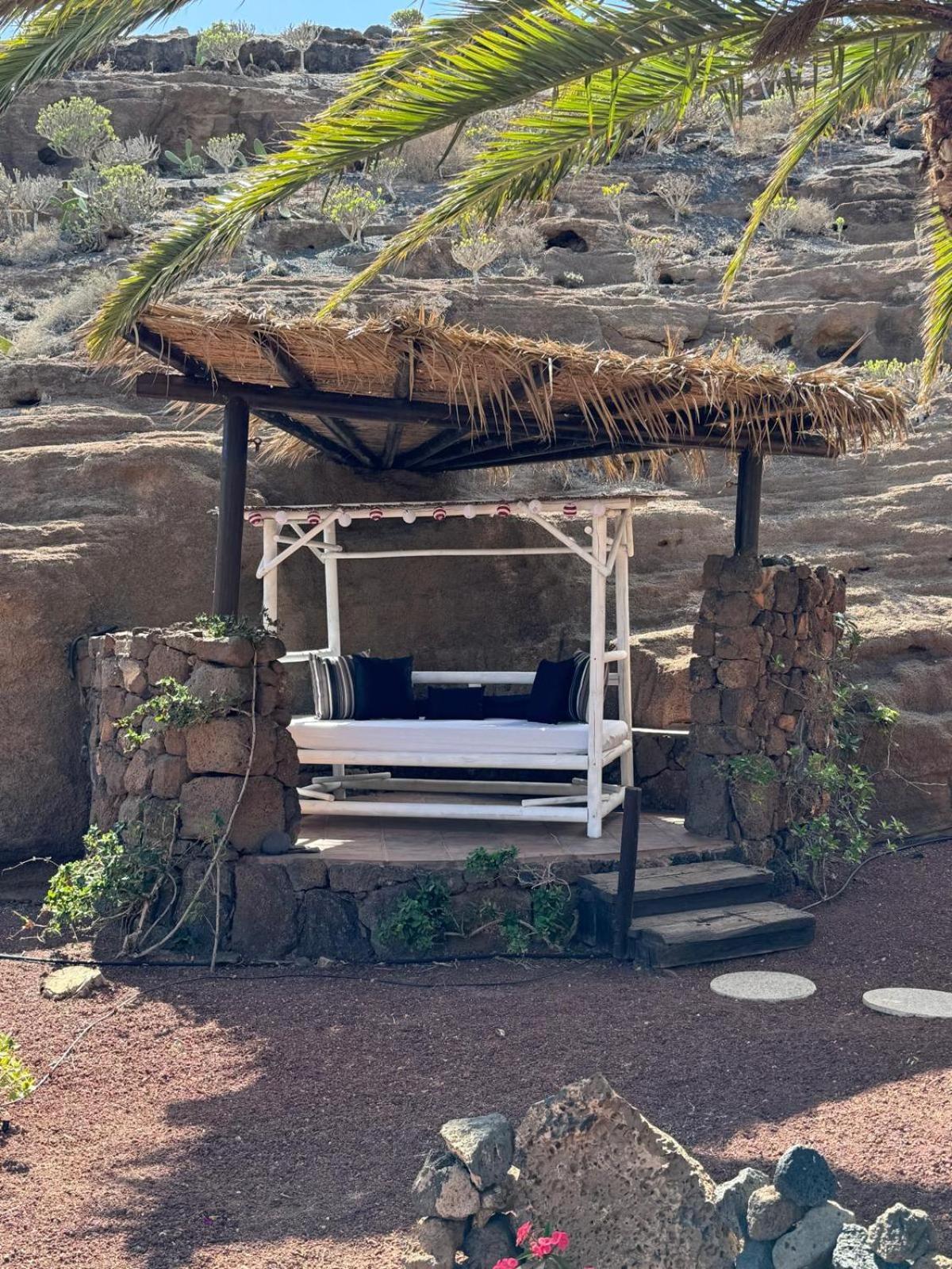 Castillo Lanzarote Villa Sophie - Luxury Villa -Sleep In A Volcanic Cave With Heated Pool Tias Luaran gambar