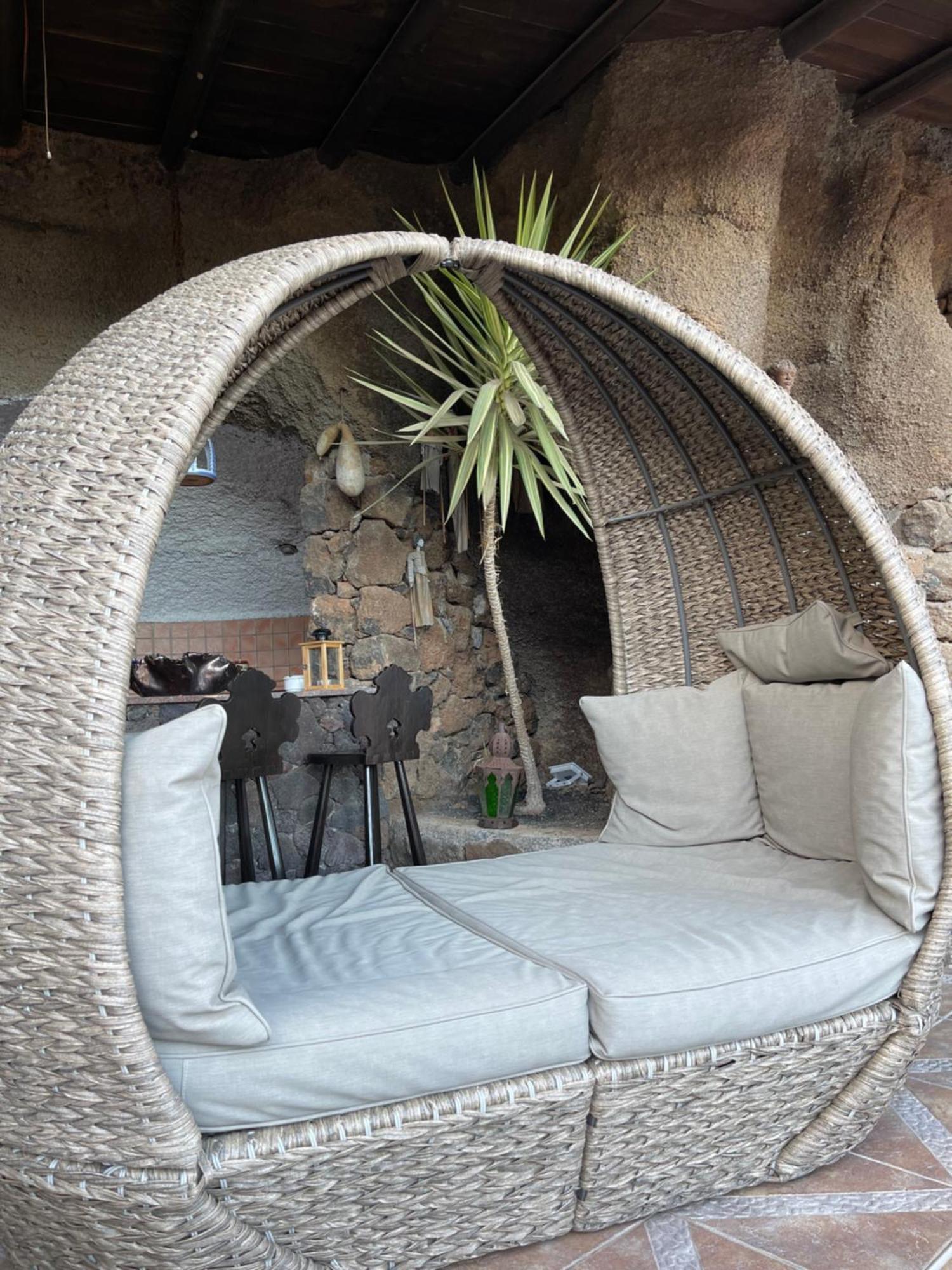 Castillo Lanzarote Villa Sophie - Luxury Villa -Sleep In A Volcanic Cave With Heated Pool Tias Luaran gambar