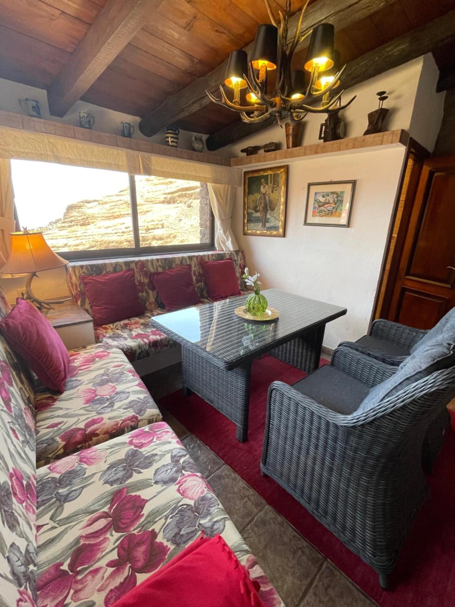 Castillo Lanzarote Villa Sophie - Luxury Villa -Sleep In A Volcanic Cave With Heated Pool Tias Luaran gambar