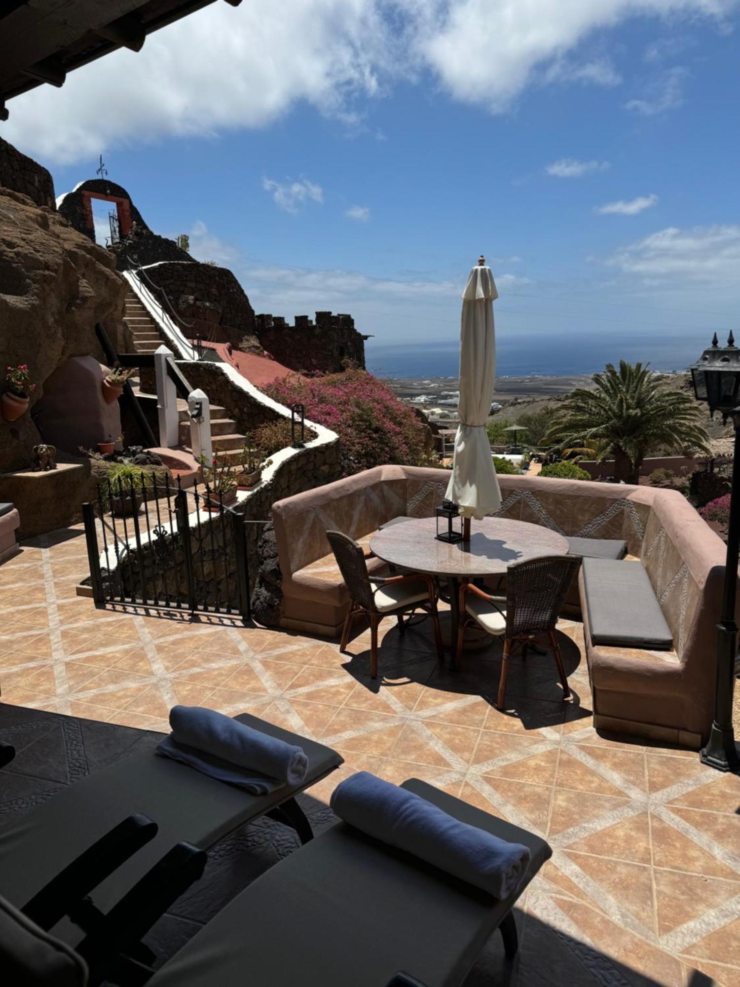 Castillo Lanzarote Villa Sophie - Luxury Villa -Sleep In A Volcanic Cave With Heated Pool Tias Luaran gambar