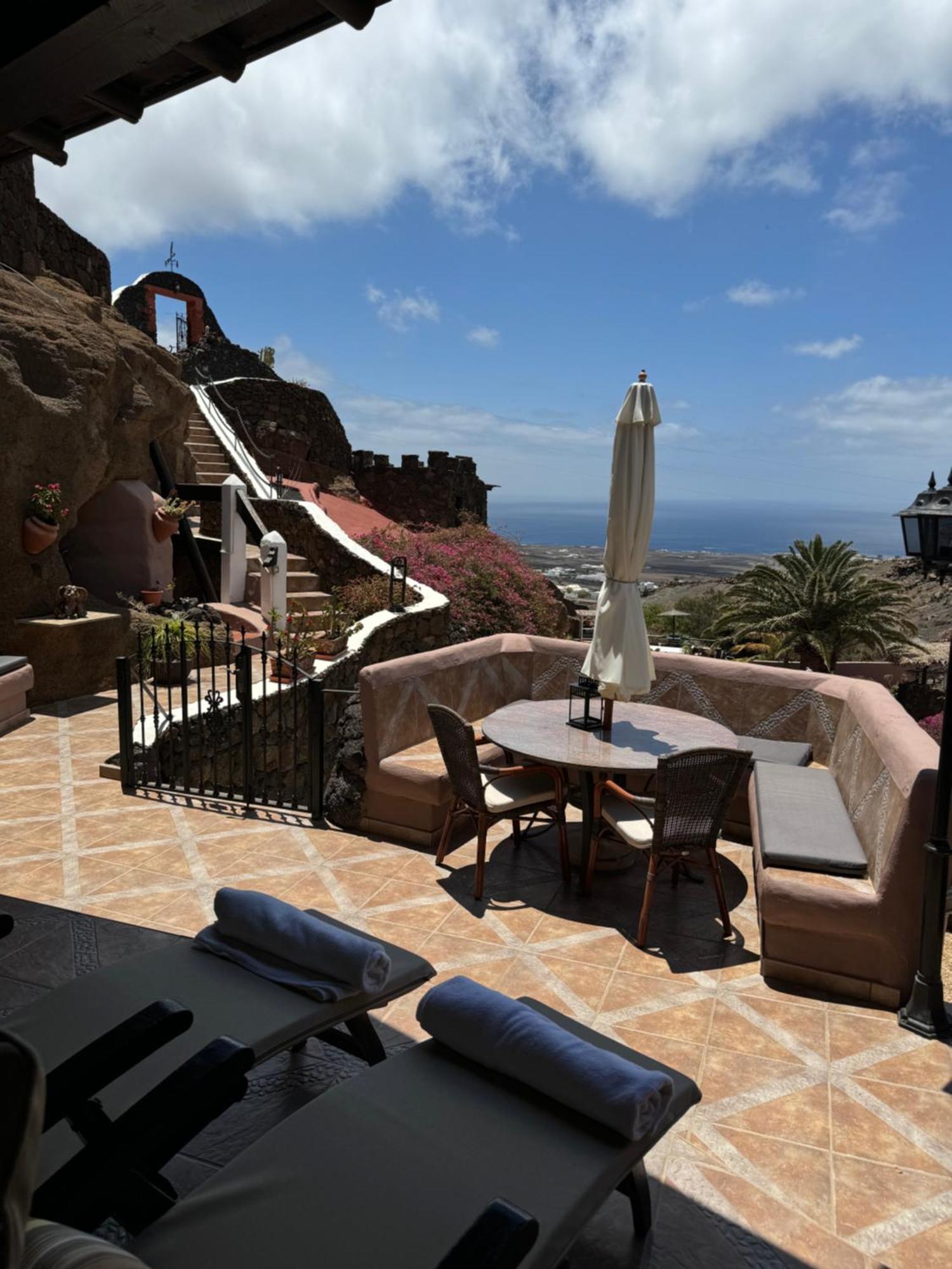 Castillo Lanzarote Villa Sophie - Luxury Villa -Sleep In A Volcanic Cave With Heated Pool Tias Luaran gambar