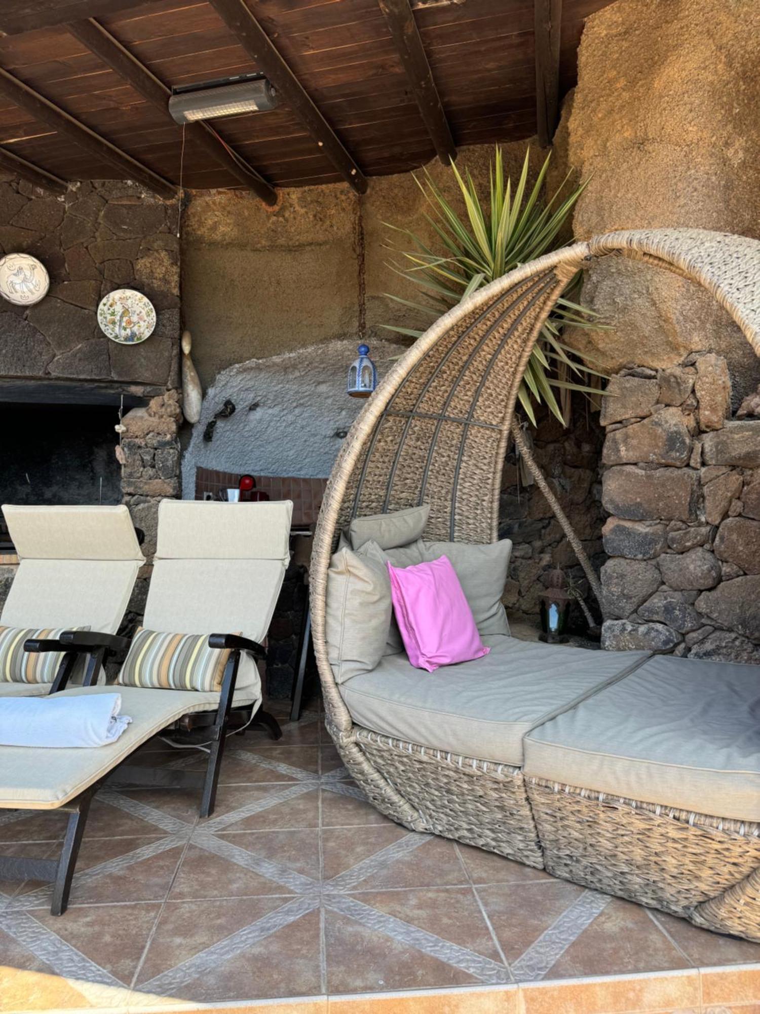 Castillo Lanzarote Villa Sophie - Luxury Villa -Sleep In A Volcanic Cave With Heated Pool Tias Luaran gambar